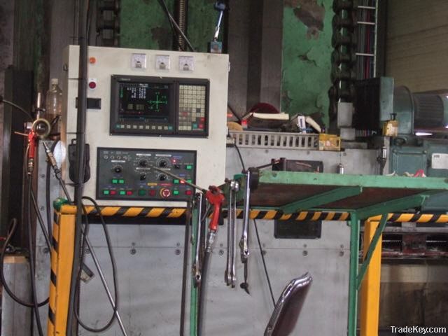 Floor type boring machine