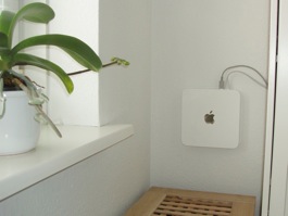 Wall bracket, thinnest in the world