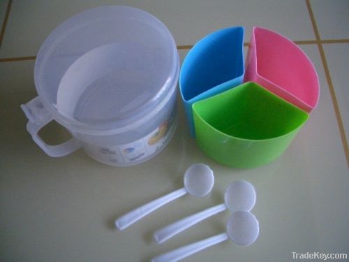 Colorful sasoning box with 3 plastic spoons|condiment box