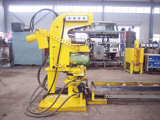 Dished end flanging Machine