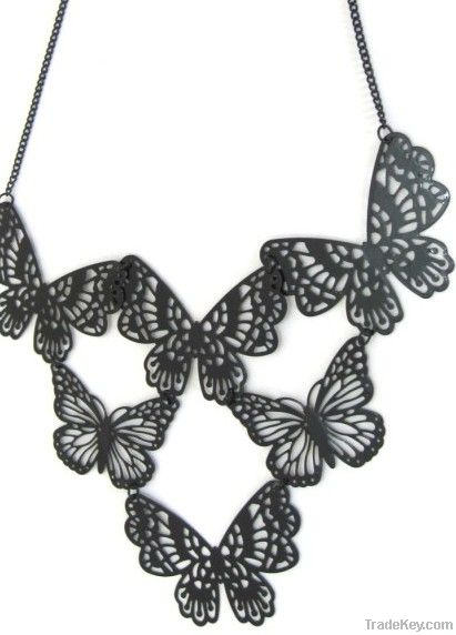 fashion necklace