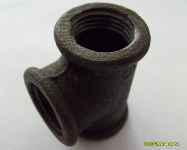 Black Malleable Iron Pipe Fitting Tee