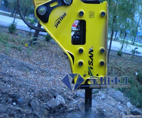 Side type hydraulic breaker