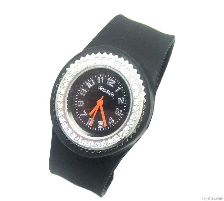 Fashion Silicon Slap/Snap on Watch