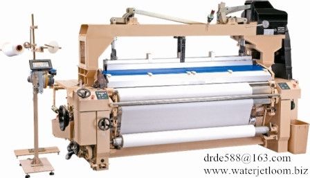 water jet loom