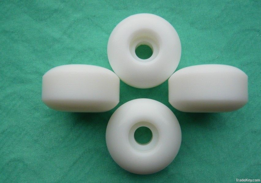 Urethane skateboard wheel