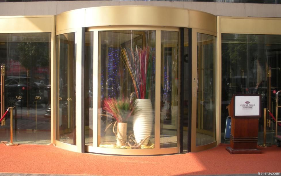 Automatic revolving door system