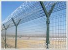 wire mesh fence