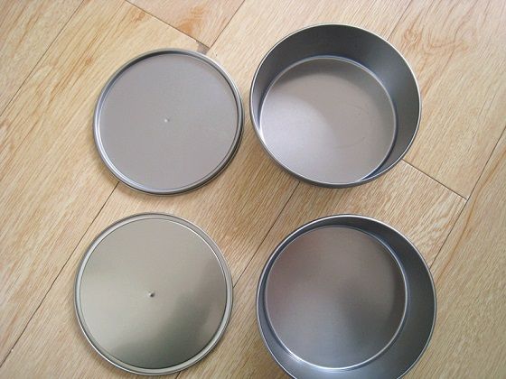 Vacuum ink cans