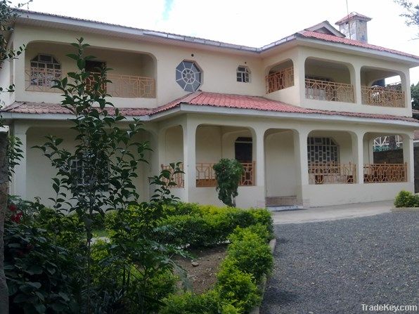 Hotel/lodge Off the Mombasa Road/Athi River junction