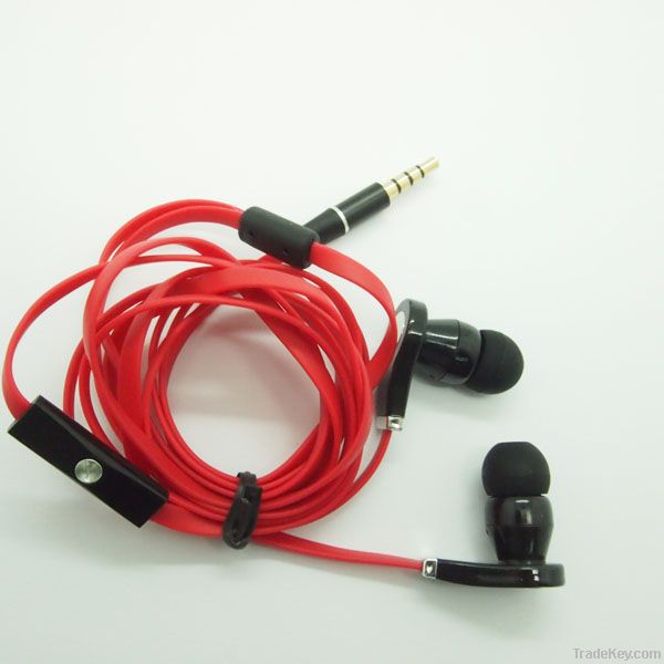 cute flat metallic headphone with microphone