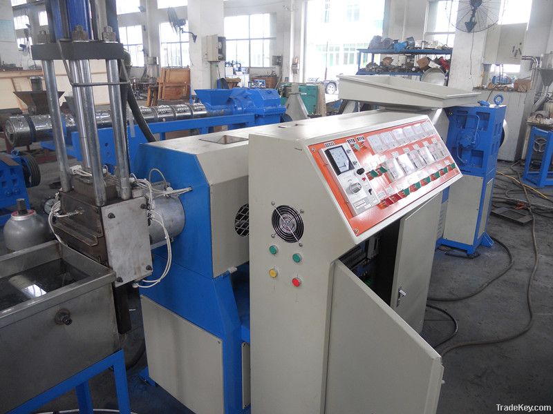 HERO BRAND PLASTIC RECYCLING MACHINE