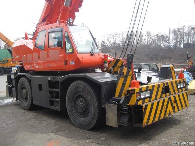 Tadano Cranes GR250N-1