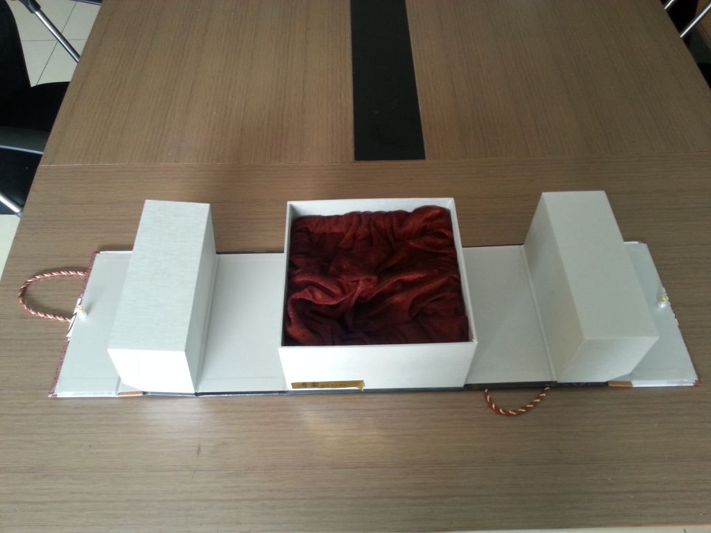 Foldable Cosmetic Box 