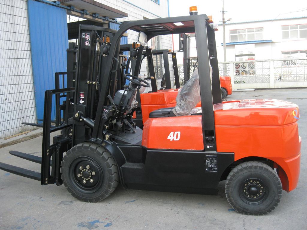 3T Diesel Powered Forklift Truck