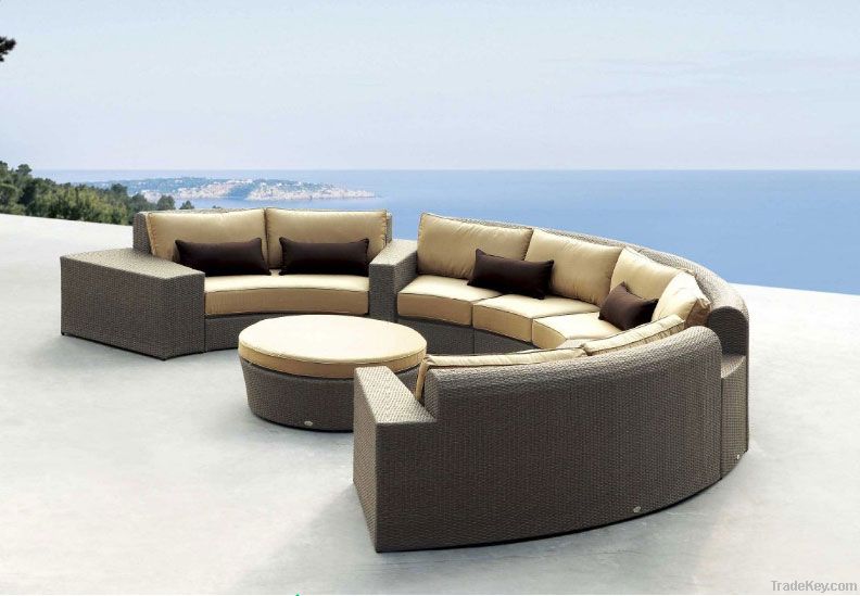 comfortable outdoor rattan sofa