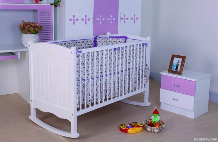 baby wooden bed