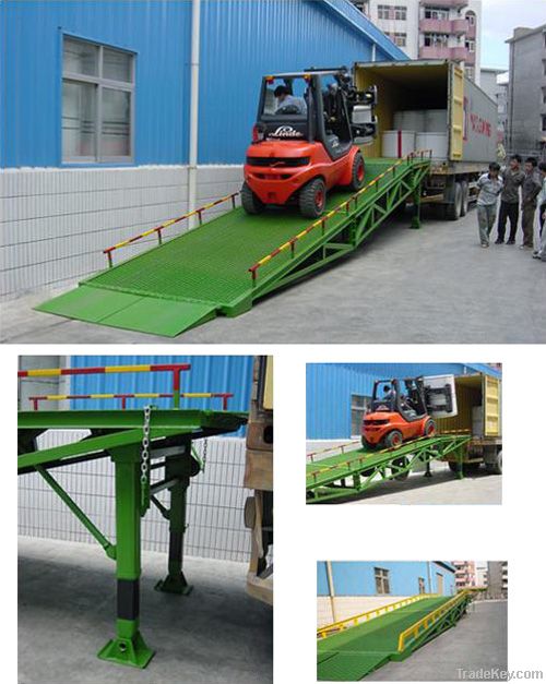 Mobile hydraulic dock ramp lift