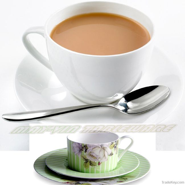 Porcelain Cup Saucer Set