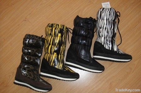 Lady Fashion Snowboot