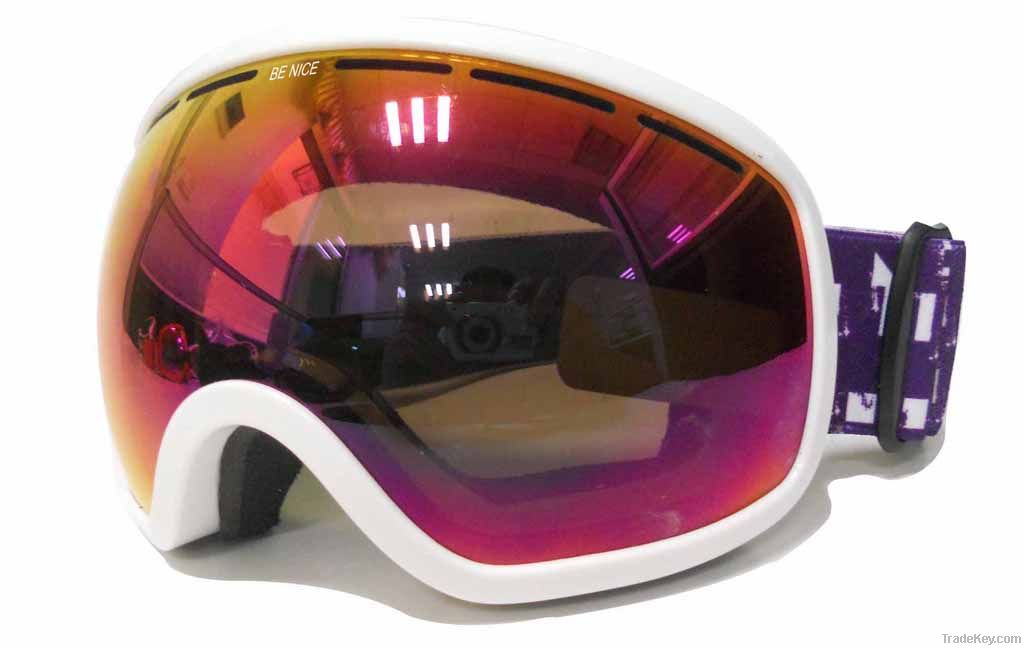 ski goggles