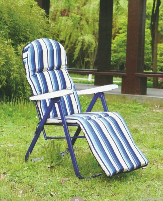 Lawn chair