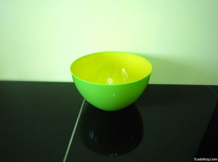 colorful plastic salad bowls