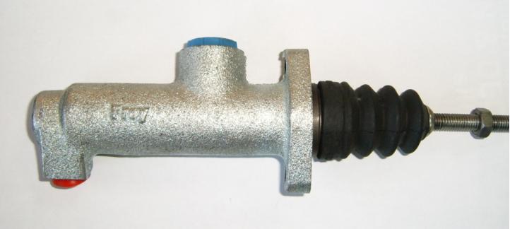 BRAKE MASTER CYLINDERS