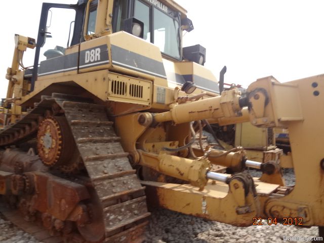 used Bulldozer D8R