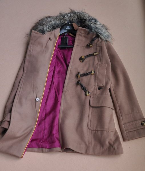 Ladies parka with fur collar