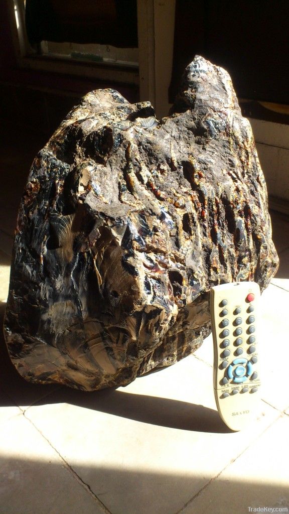 Copal Amber Carving