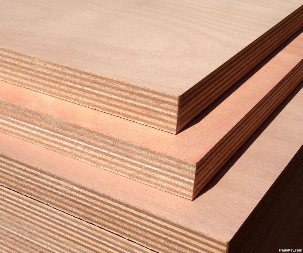 RED HARDWOOD PINE PLYWOOD