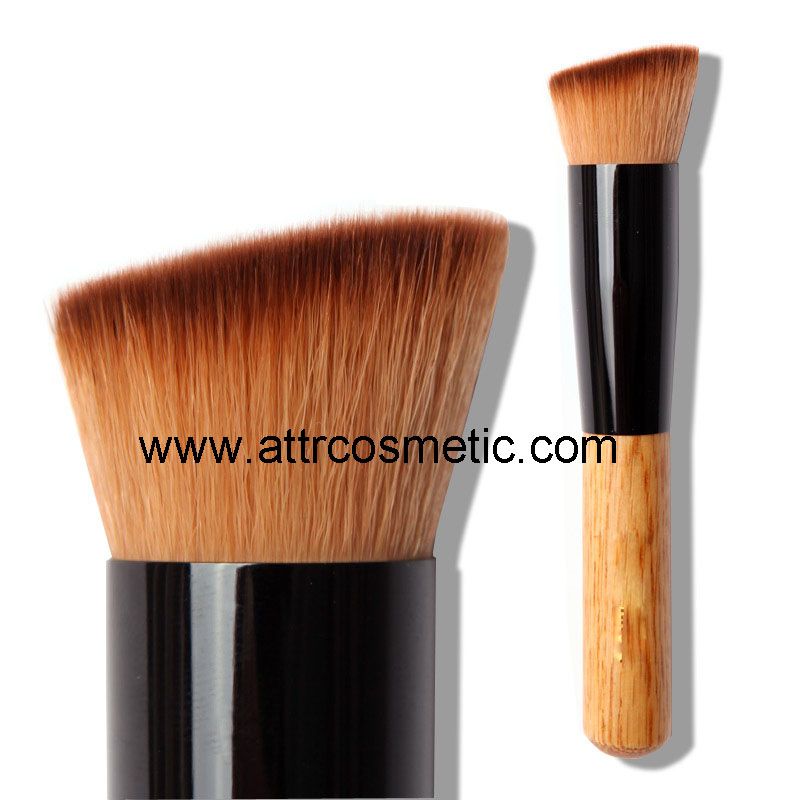 powder brush 