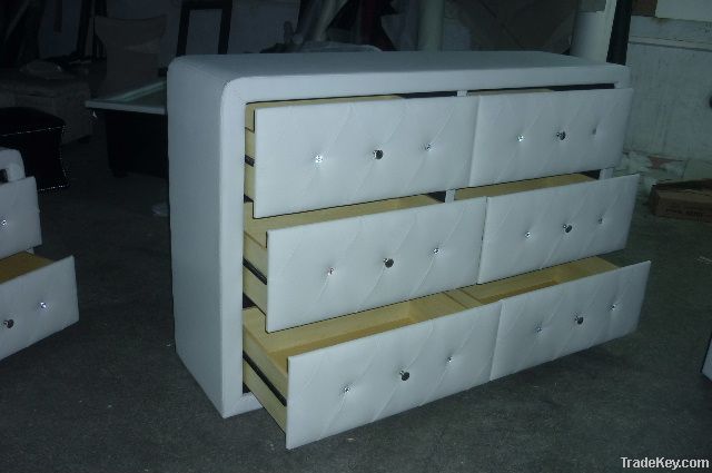 PU DRESSER