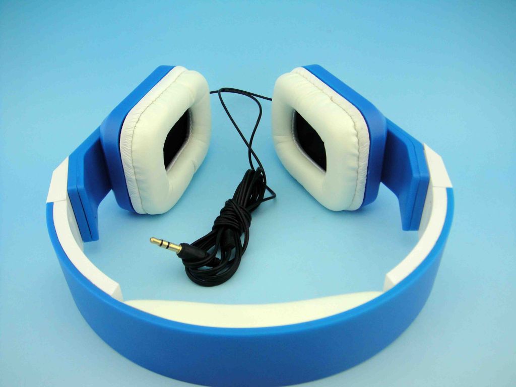 hot selling smile design foldable headphone