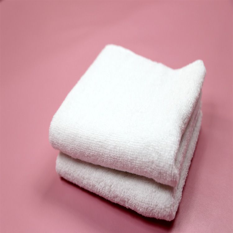 white cotton towel