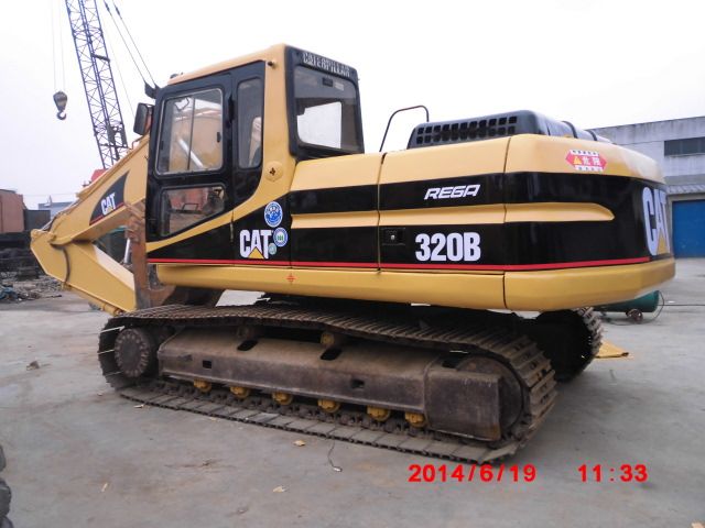 Used caterpillar excavator 320B