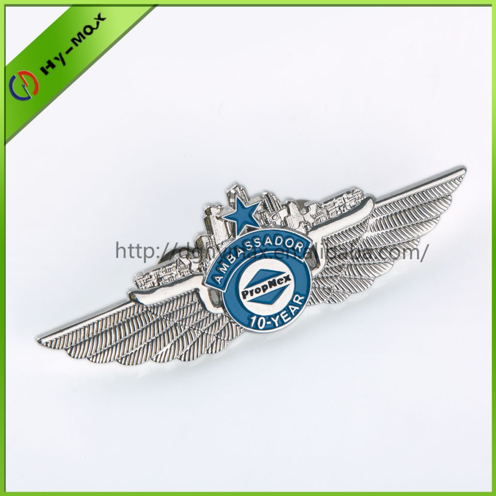 2014 Hottest Personalize Zinc Alloy Badge with Enamel