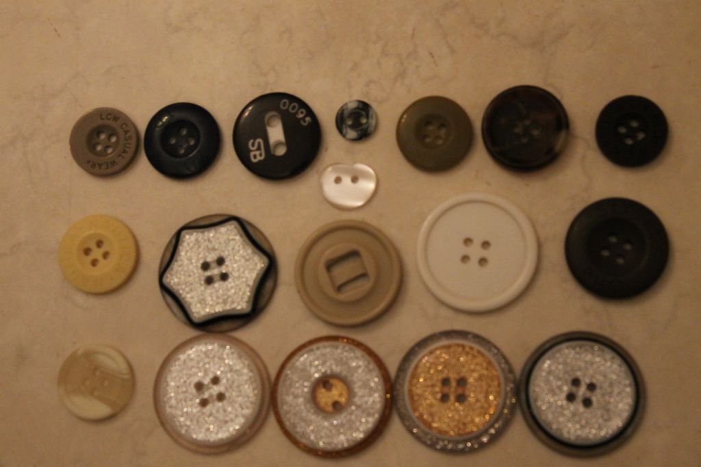 Polyester buttons