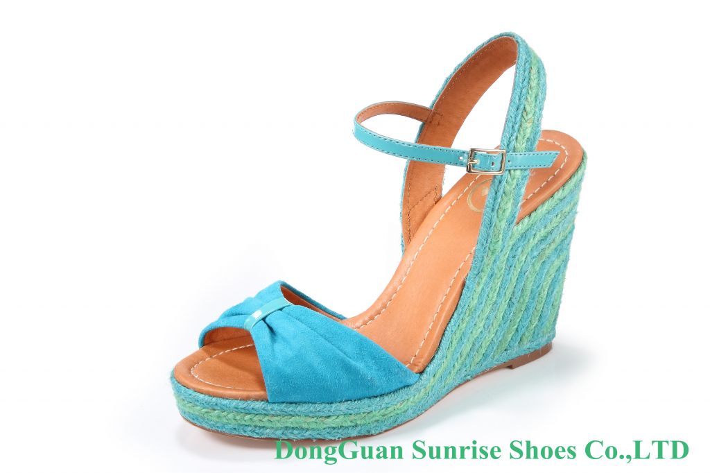 FASHION WEDGE SANDALS