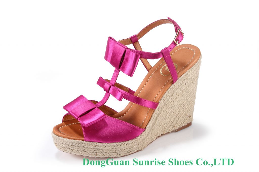 FASHION WEDGE SANDALS