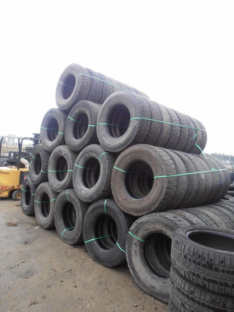 315/80 R22,5 Used truck tires