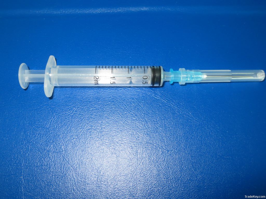 DISPOSABLE SYRINGE