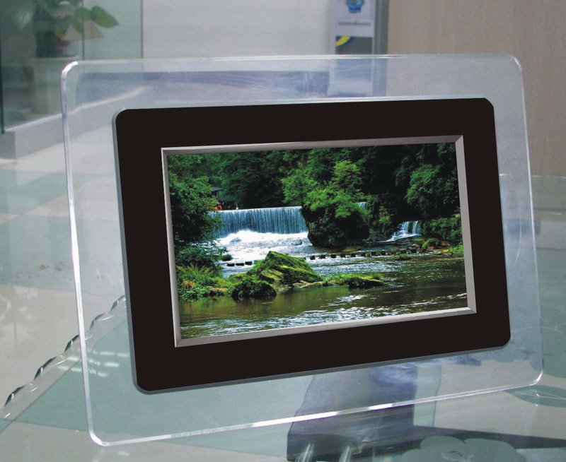 digital photo frame