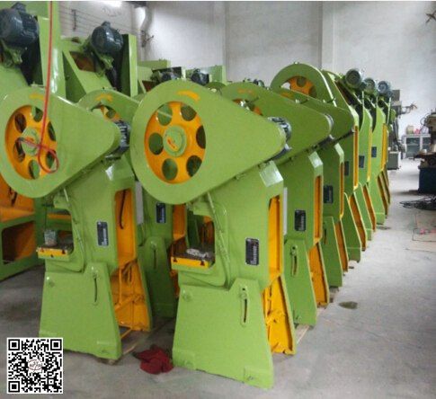 Press machine, hydraulic machine, molding machine