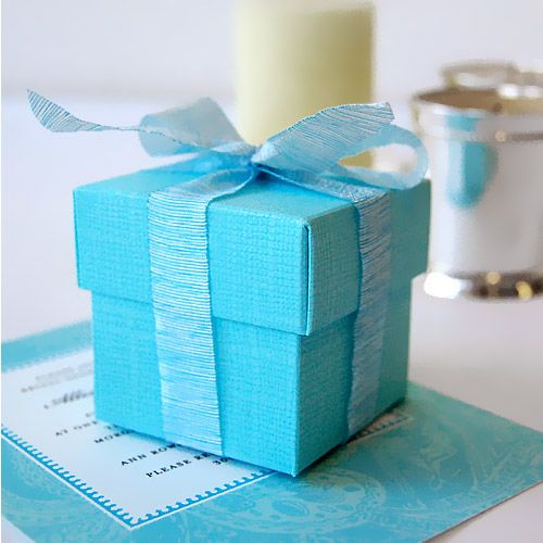 Paper gift box