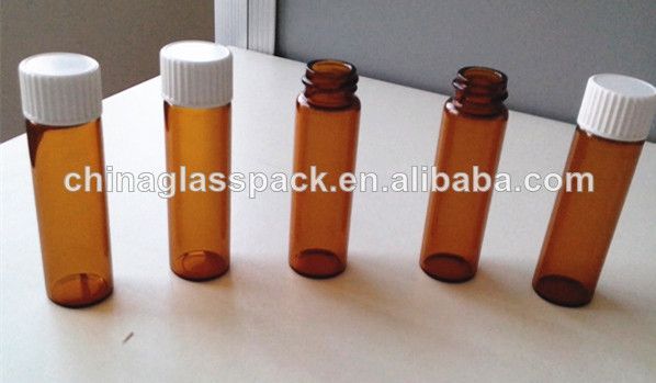 Glass dropper bottles with screw cap and dropper