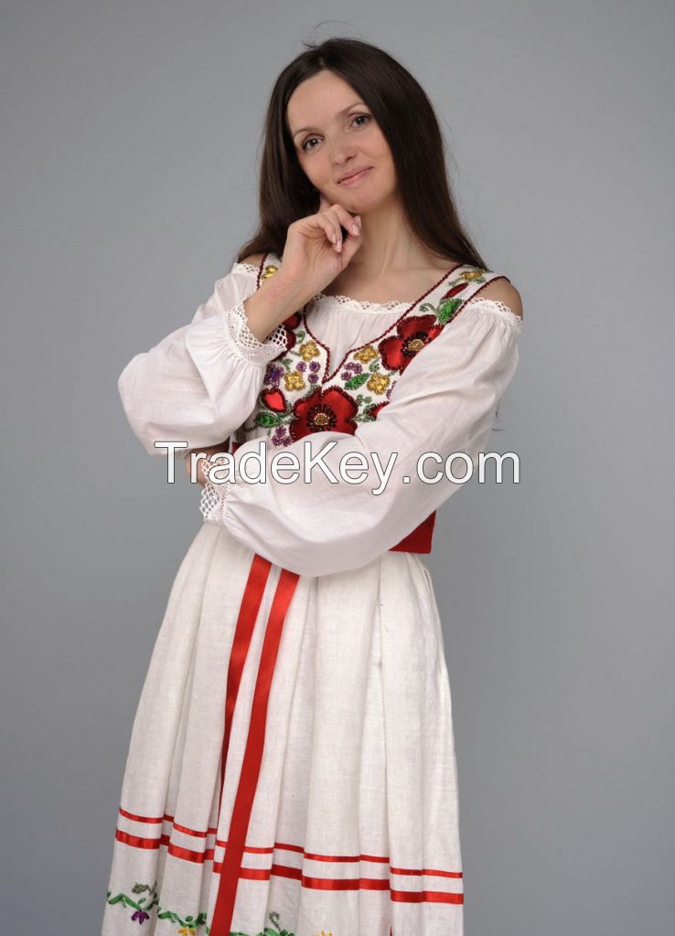 Linen clothing ensemble in ethnic style