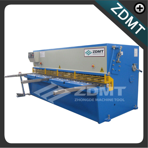 Hydraulic cutting machine