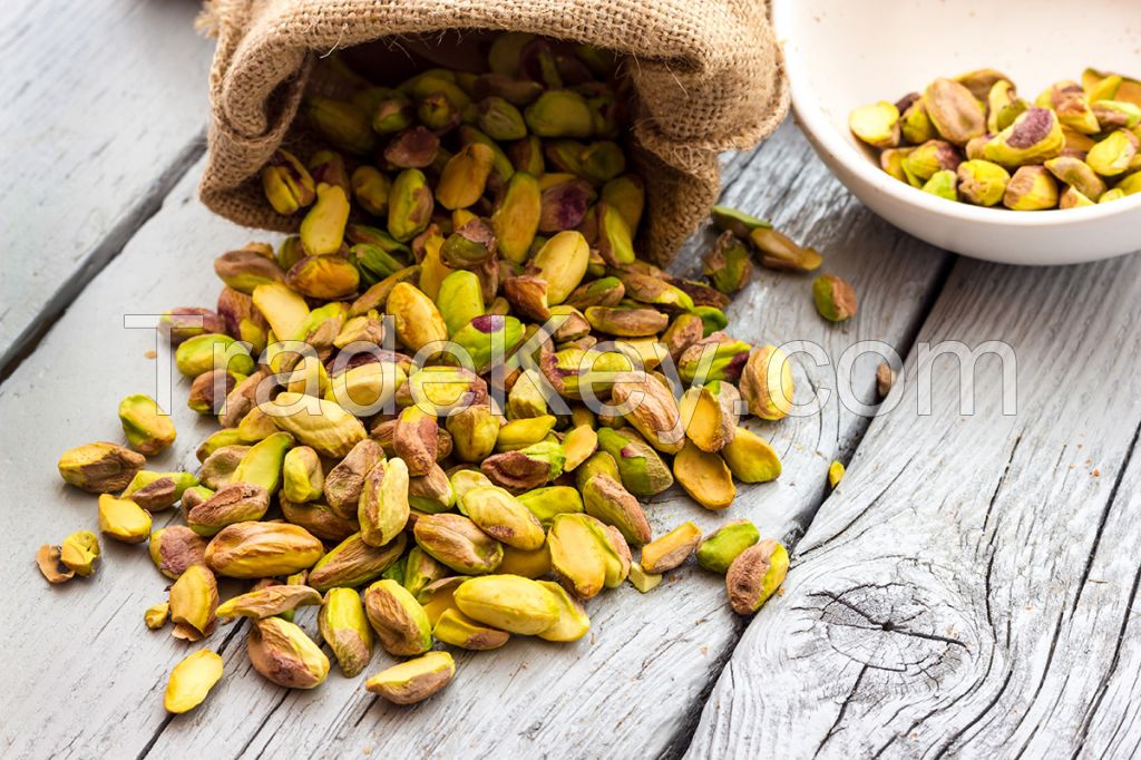 RAW PISTACHIO NUTS AVAILABLE